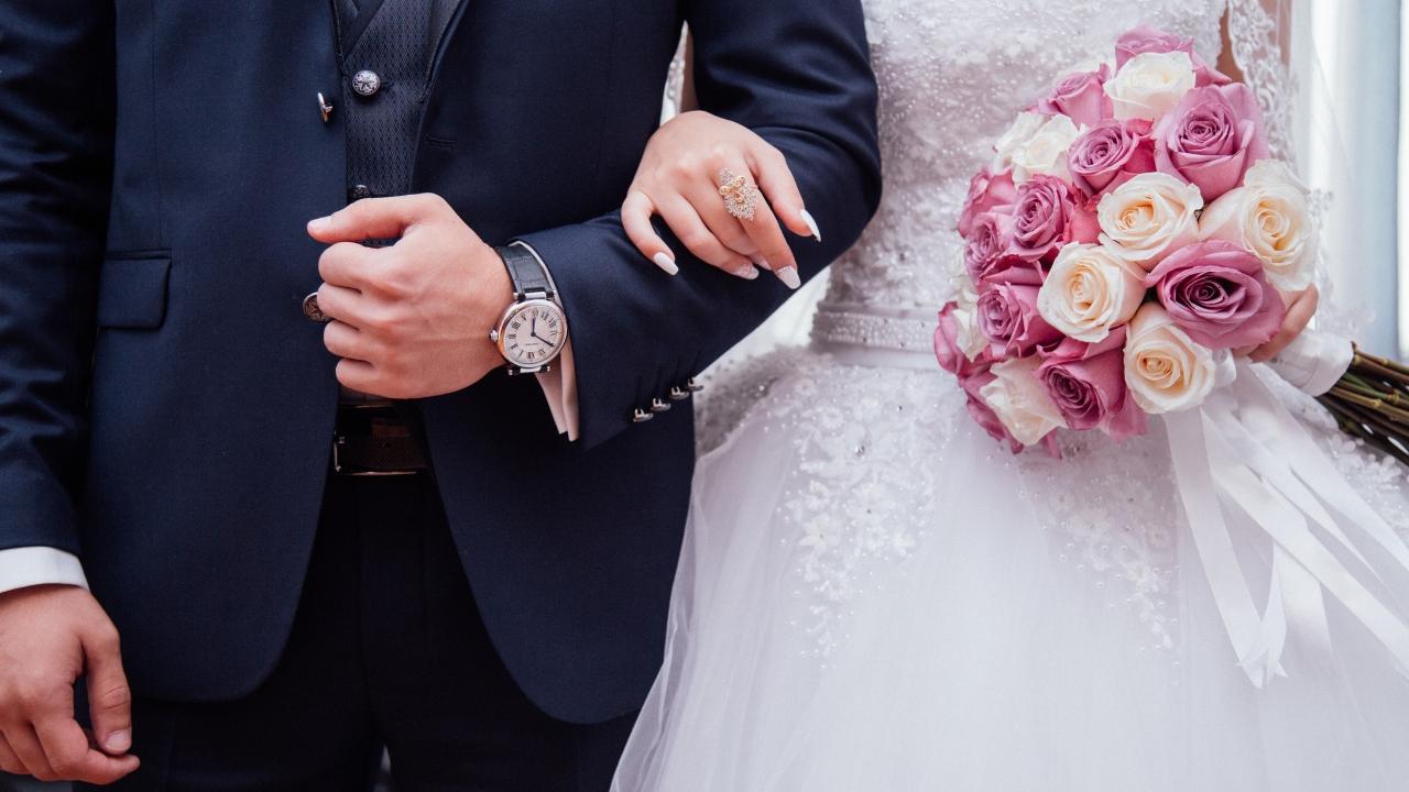 hindi shayari for wedding invitation cards