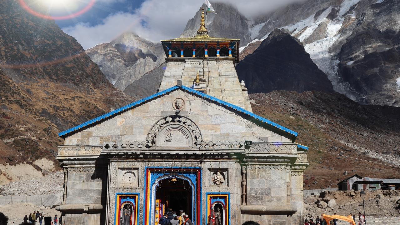 Kedarnath Caption in Hindi