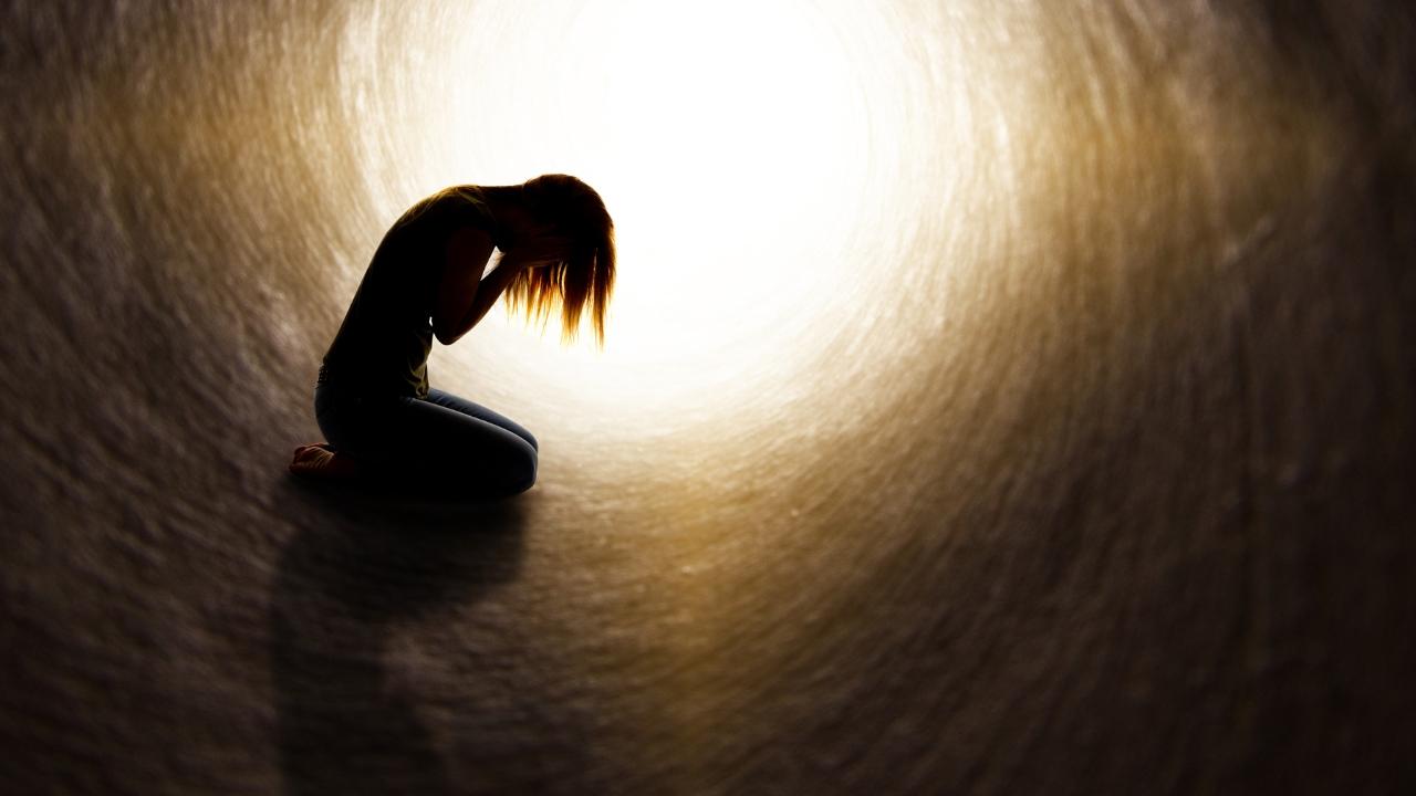 Alone girl ki shayari